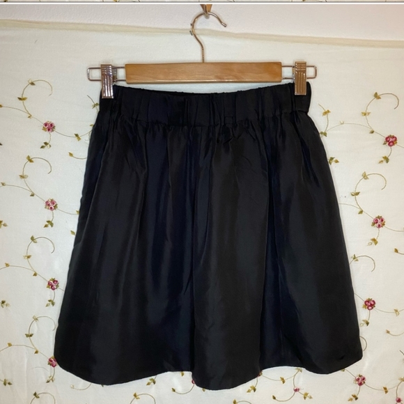 Aritzia Wilfred 100% Silk Black Mini Skirt - Picture 2 of 6